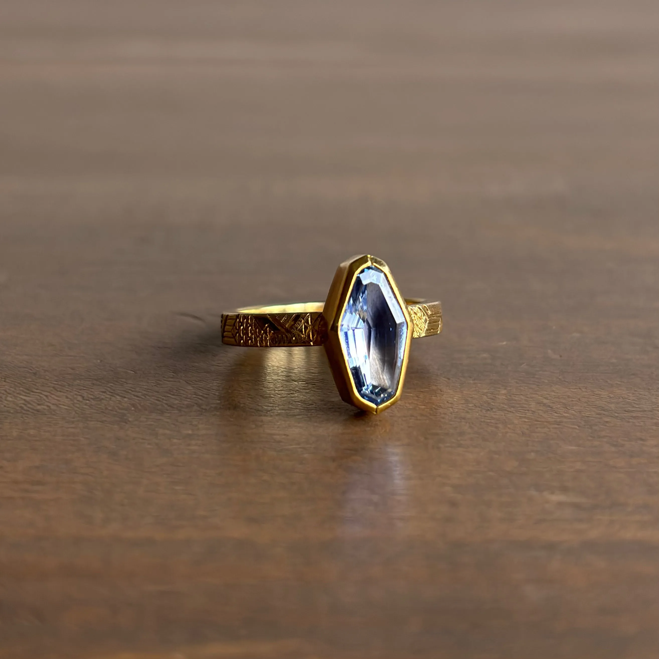 Ombré Geometric Sapphire Ring with Engraved Band